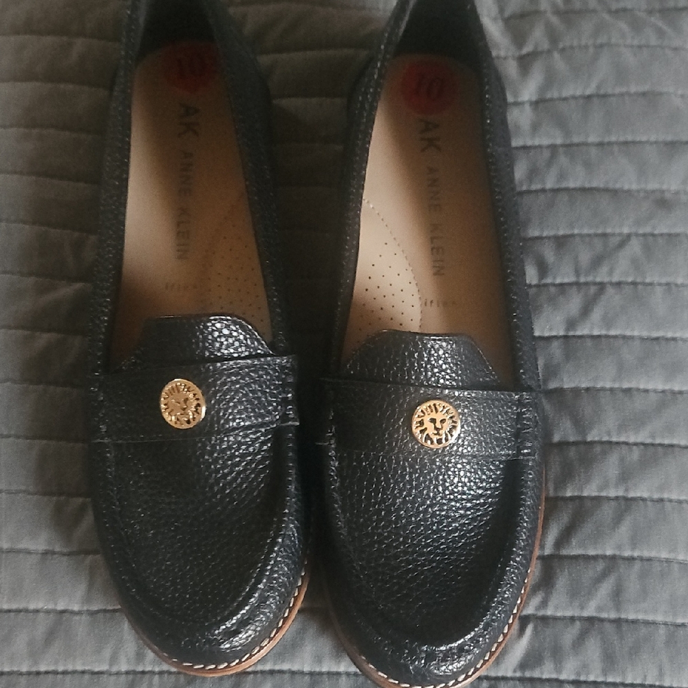 Anne Klein Textured Black Loafers with Gold Accent
